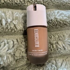 Beautycounter Skin Twin Foundation - Medium Shade